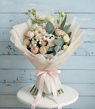 Букет цветов из:  Розы и Лизиантусы в Большевик