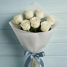 Букет 7 Белых роз Эдлесс Лав в Большевик