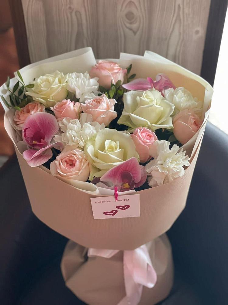 Букет цветов из: Орхидеи, Розы и Гвоздики в Большевик