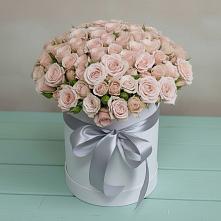 Цветочная композиция из Розы в шляпной коробке в Большевик