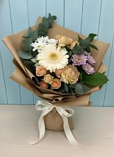 Букет цветов из:  Герберы и Хризантемы в Большевик