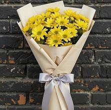 Букет цветов из:  Хризантемы в Большевик
