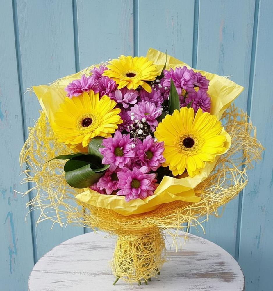 Букет цветов из: Хризантемы и Герберы в Большевик