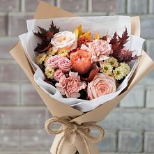 Букет цветов из:  Гвоздики, Хризантемы и Розы в Большевик