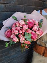 Букет цветов из:  Розы в Большевик