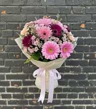 Букет цветов из:  Герберы и Хризантемы #REPLACE_PRED# Большевик