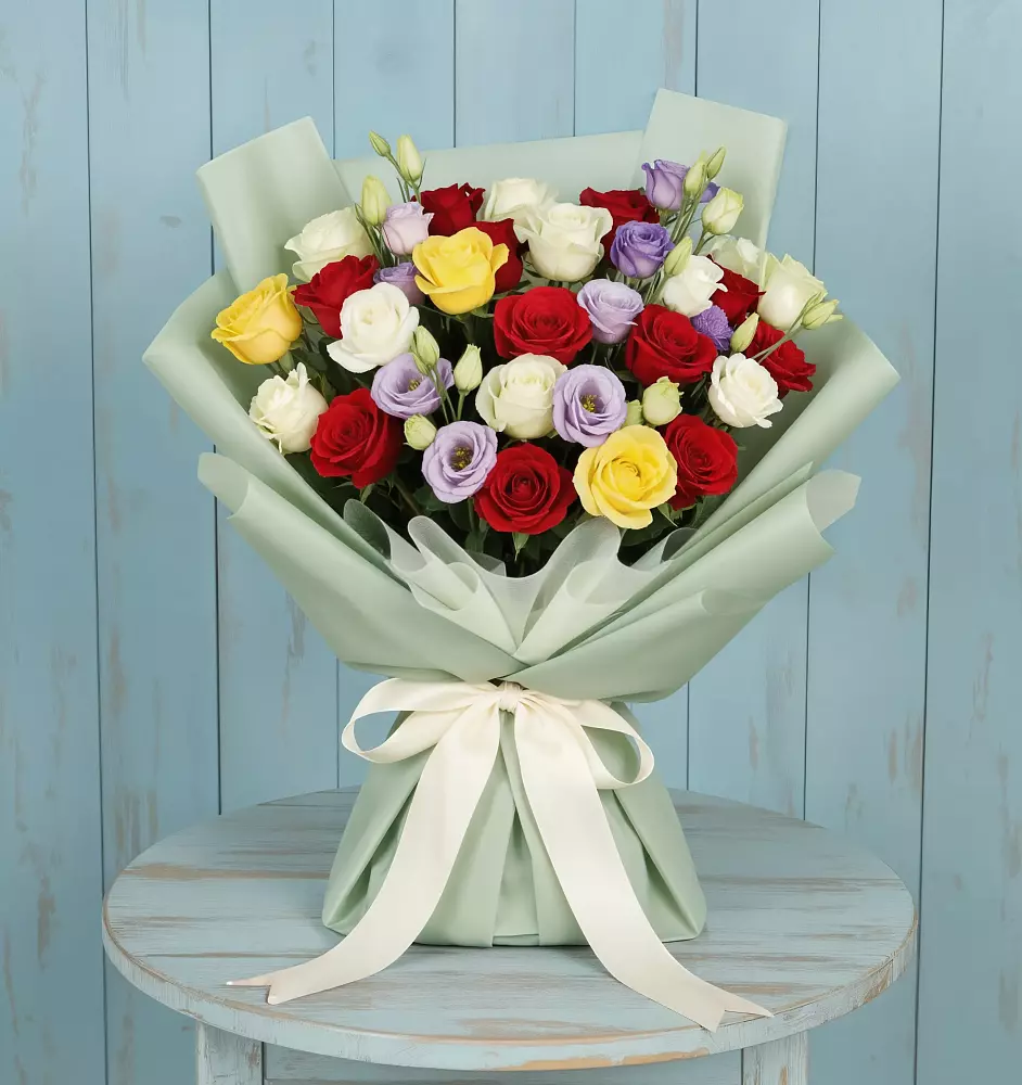 Букет цветов из: Розы в Большевик