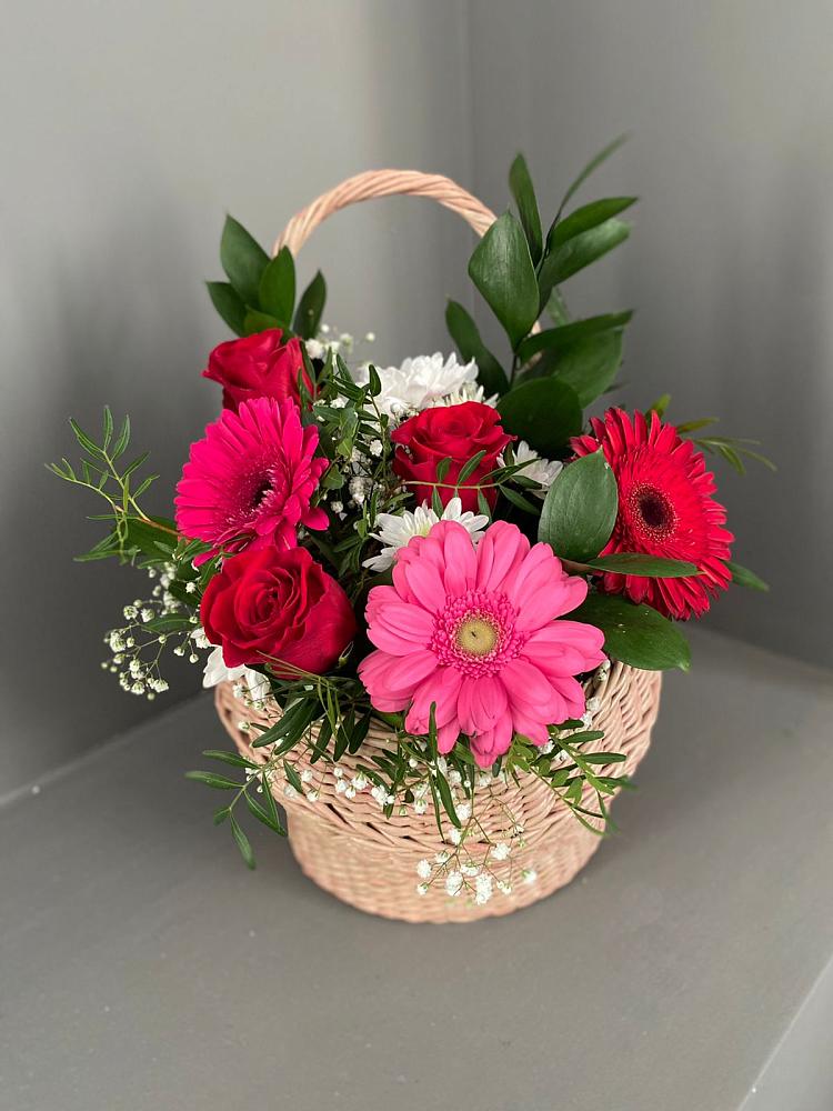 Цветочная композиция из Розы, Хризантемы и Герберы в корзине в Большевик
