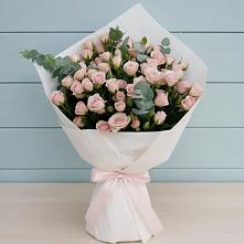 Букет цветов из:  Розы в Большевик