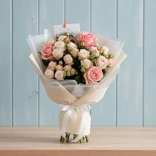 Букет цветов из:  Розы в Большевик