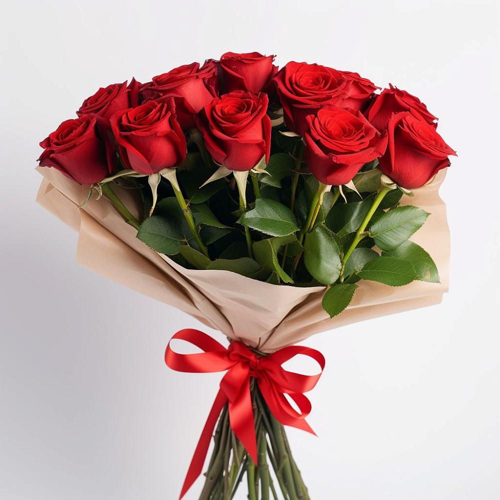 Букет 11 Красных роз Эдлесс Лав в Большевик