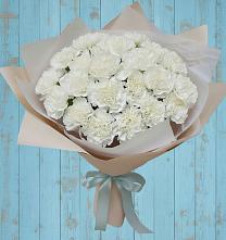 Букет цветов из:  Гвоздики в Большевик