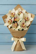 Букет цветов из:  Орхидеи и Розы в Большевик